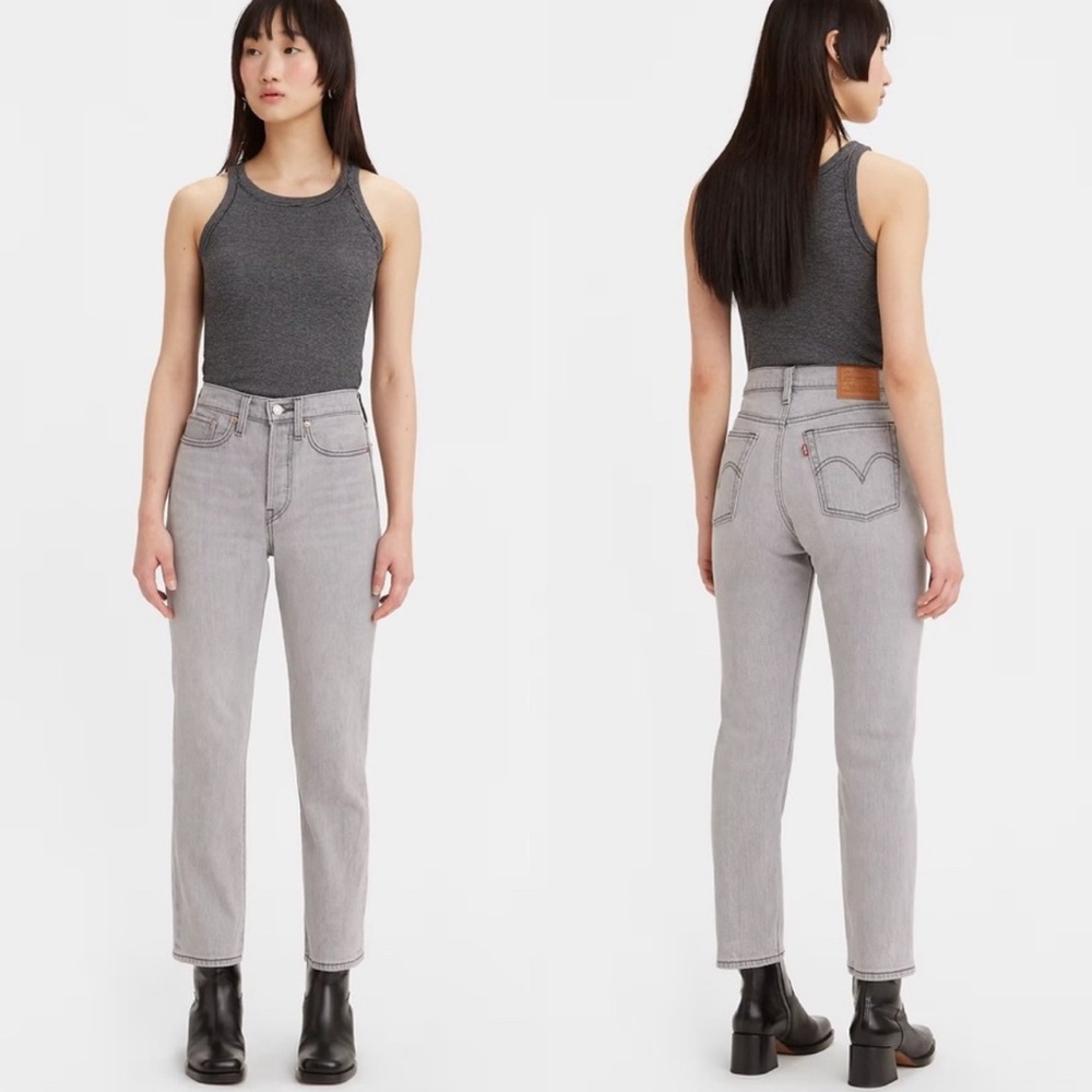 Levi’s - Light Grey Wedgy Straight